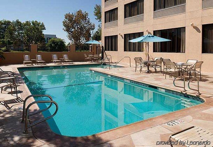 Courtyard By Marriott Cypress Anaheim / Orange County Hotel Faciliteiten foto