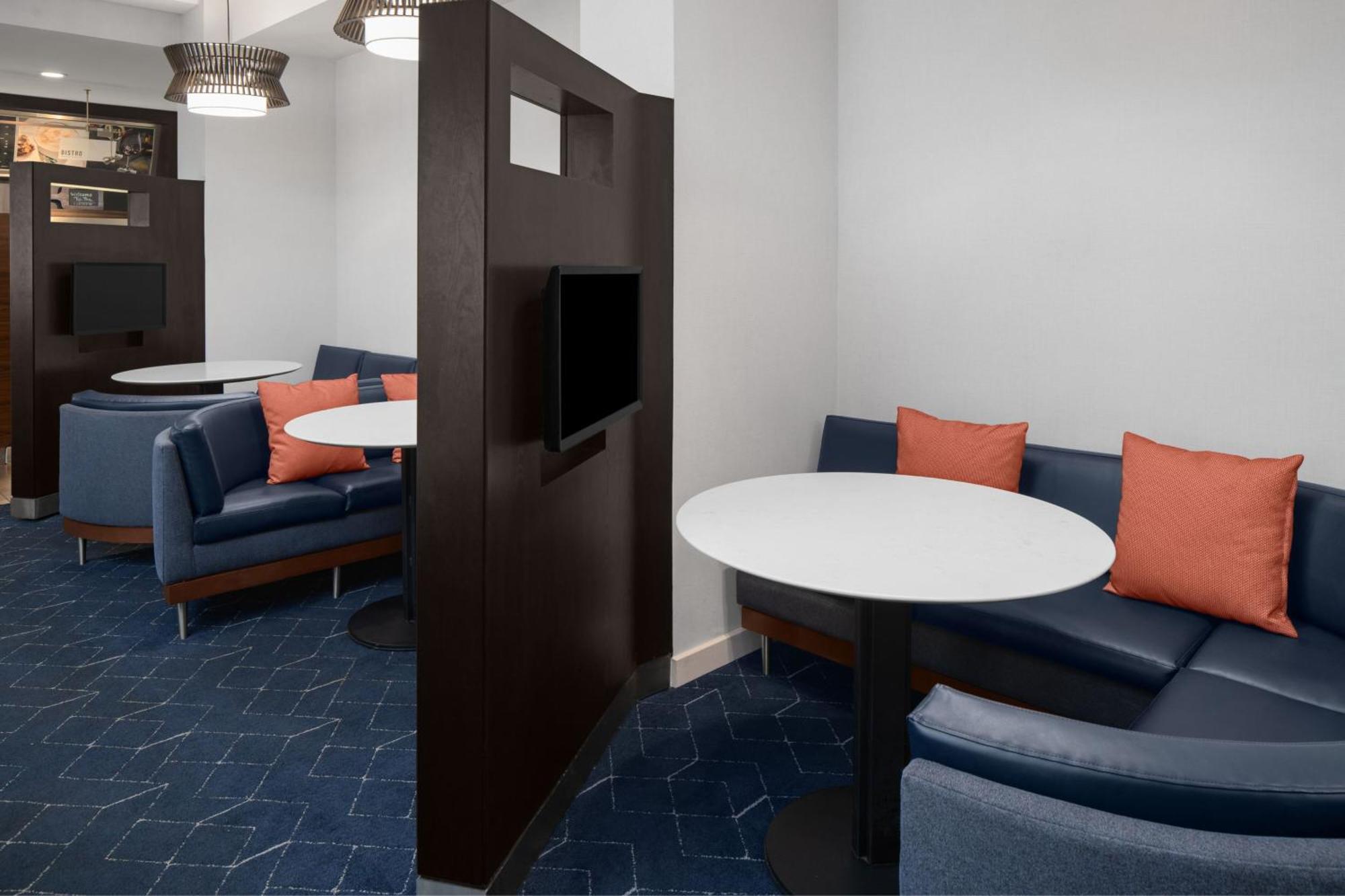 Courtyard By Marriott Cypress Anaheim / Orange County Hotel Buitenkant foto